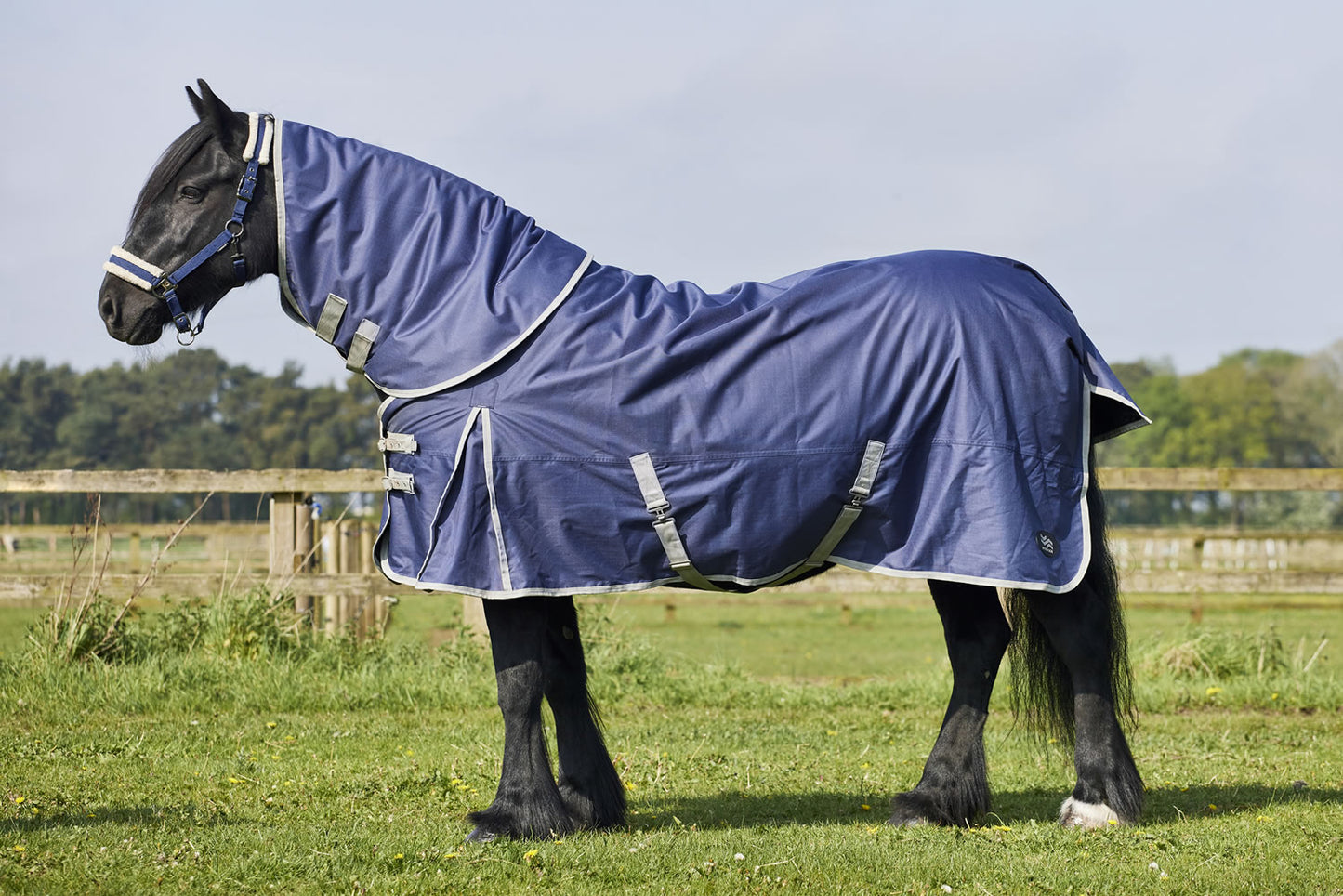 Firefoot Turnout Rug Detachable Neck 50 Gm Navy/Grey