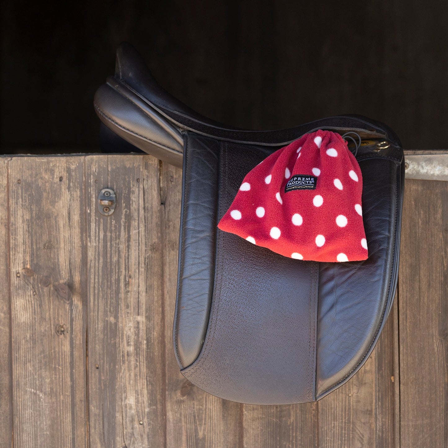 Supreme Products Dotty Fleece Stirrup Covers Rich Raspberry