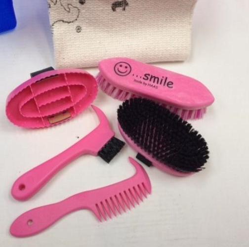 Haas Childrens grooming kit