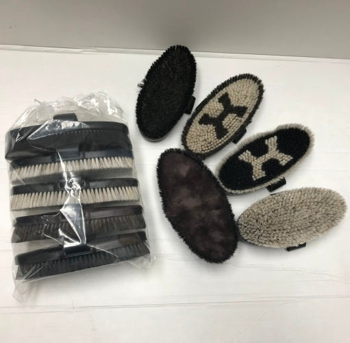 Haas Pack 4 for Dark Bay and Black Horses