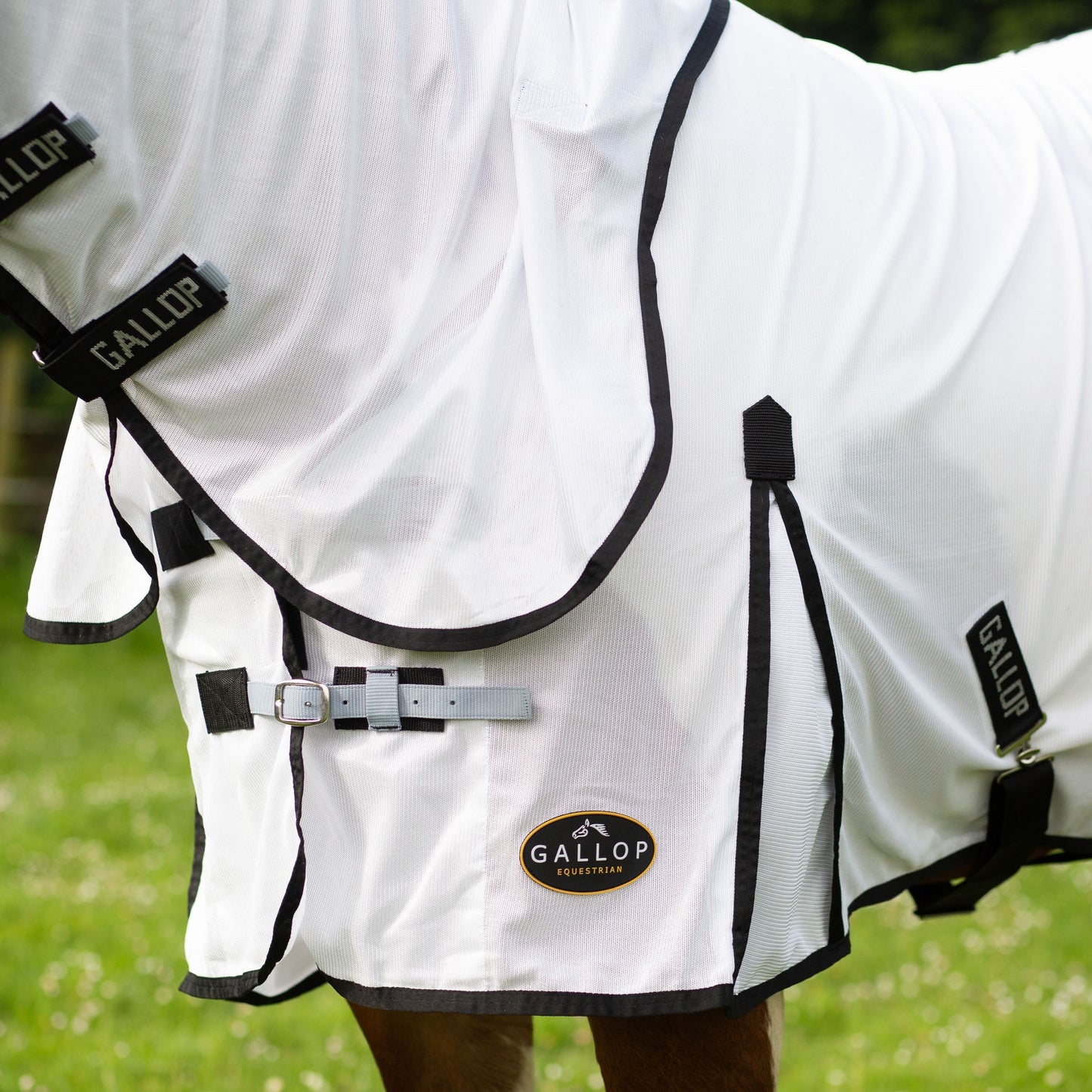 Gallop Dual 5-Point Fly Rug & Neck Set White