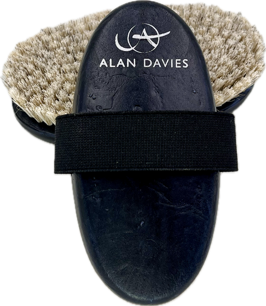 Haas Alan Davies Face Brush