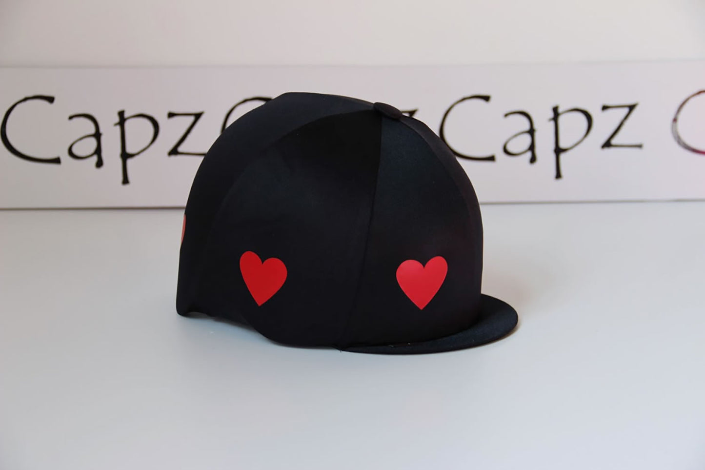 Capz Motif Cap Cover Lycra Heartz