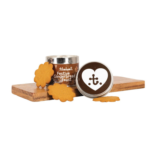 Thelwell Collection Candle - Festive Gingerbread Feast